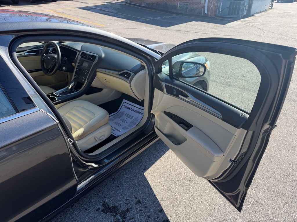 2015 Ford Fusion Image 15