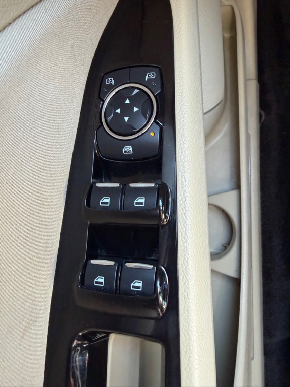 2015 Ford Fusion Image 22