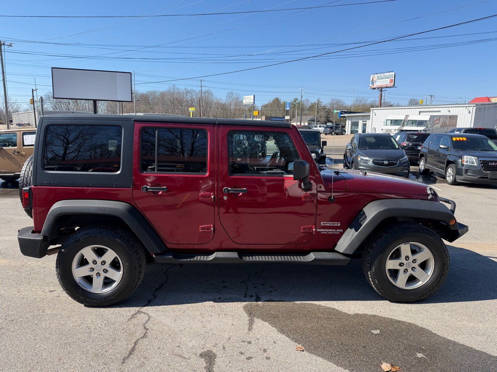2012 Jeep Wrangler Unlimited Image 4