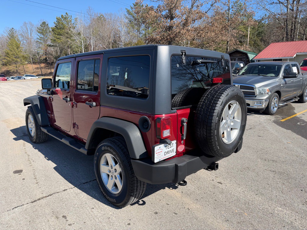 2012 Jeep Wrangler Unlimited Image 7