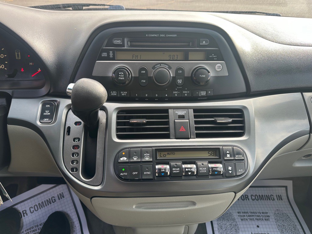 2007 Honda Odyssey Image 18