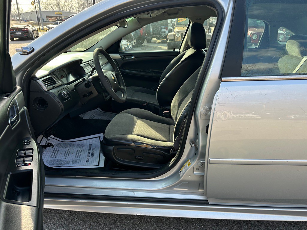 2014 Chevrolet Impala Image 10