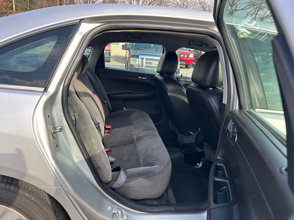 2014 Chevrolet Impala Image 14