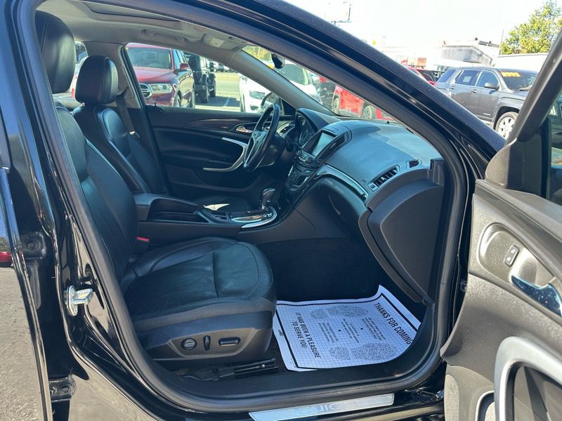 2015 Buick Regal Image 16