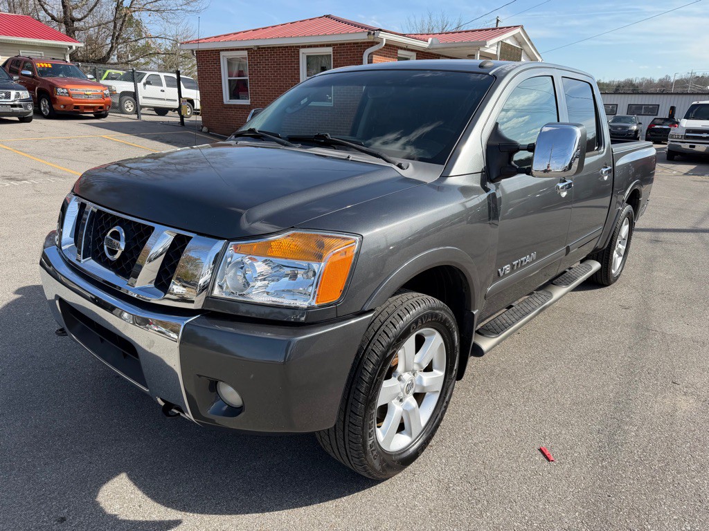 2008 Nissan Titan Image 1