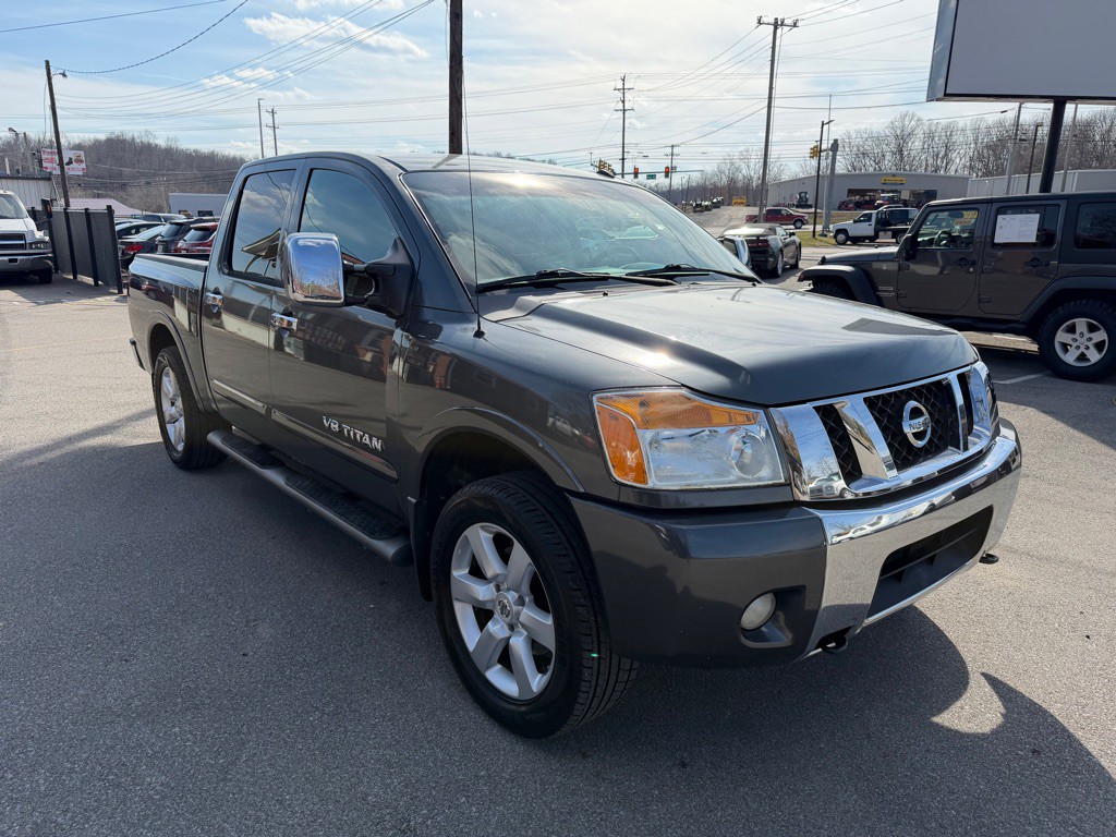 2008 Nissan Titan Image 3