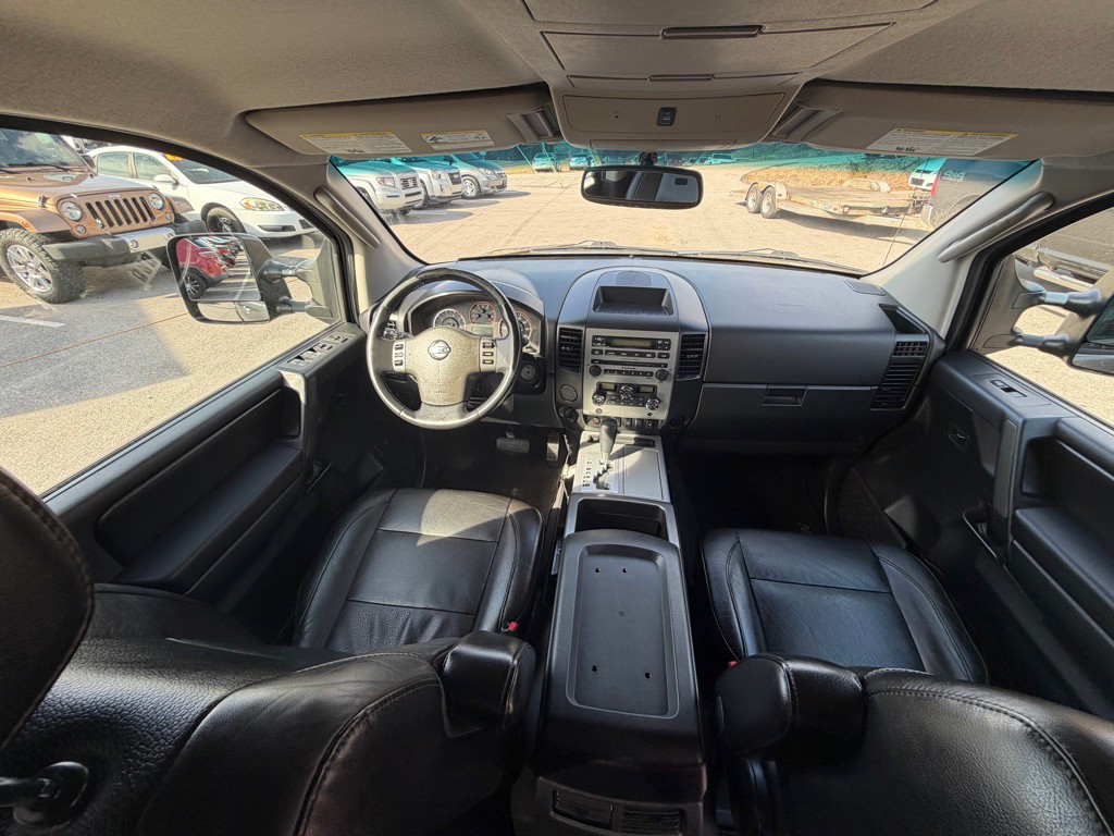 2008 Nissan Titan Image 18