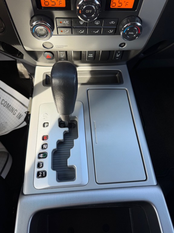 2008 Nissan Titan Image 20