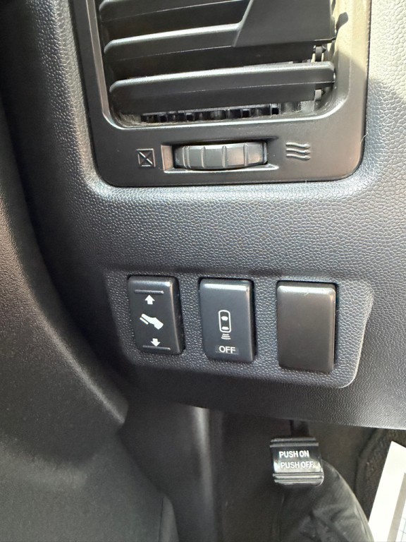 2008 Nissan Titan Image 21