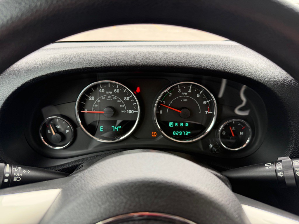 2017 Jeep Wrangler Image 16