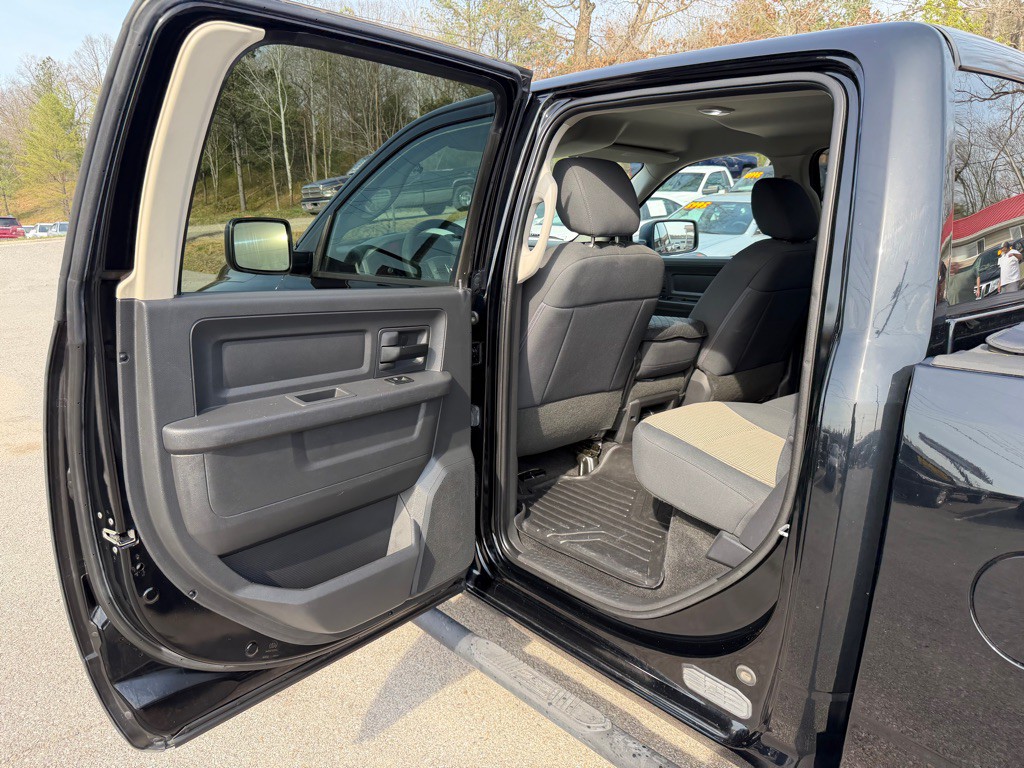 2012 RAM 1500 Image 11