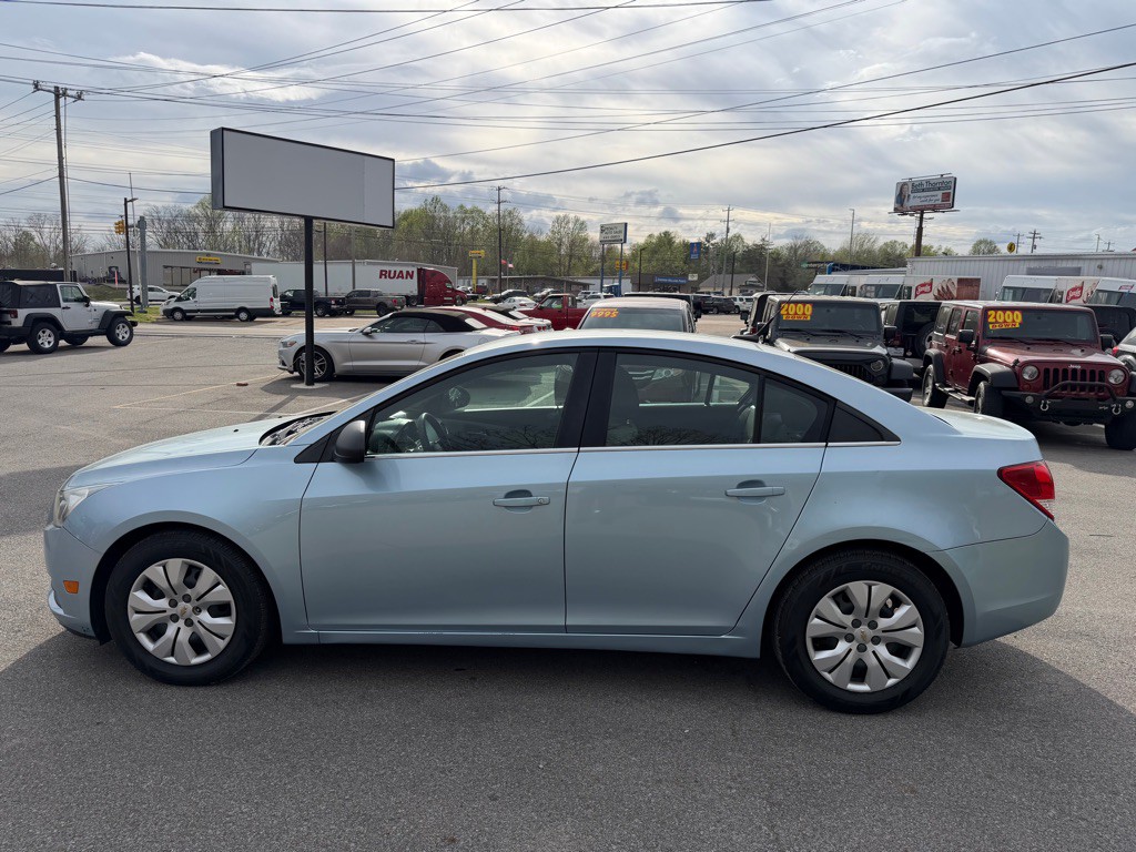 2012 Chevrolet Cruze Image 5