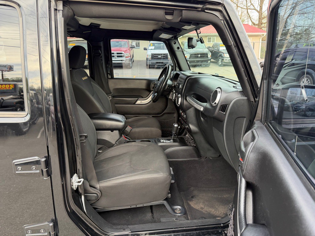 2015 Jeep Wrangler Unlimited Image 14