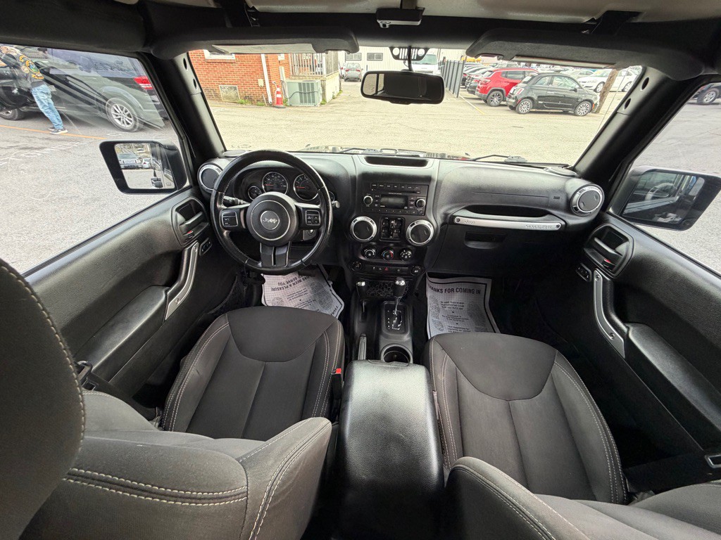 2015 Jeep Wrangler Unlimited Image 17