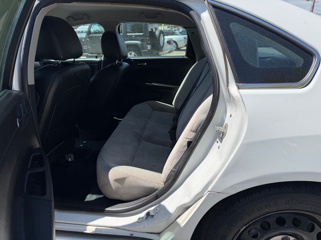 2012 Chevrolet Impala Image 11