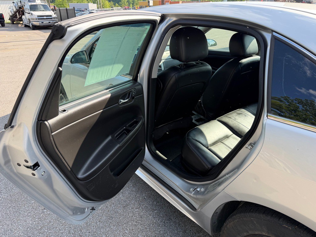 2014 Chevrolet Impala Image 11
