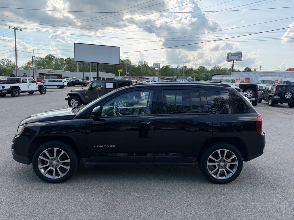 2016 Jeep Compass Image 8
