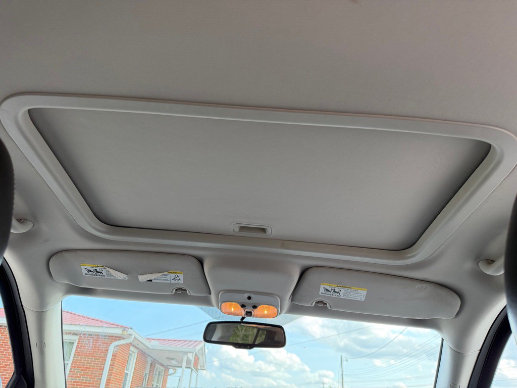 2016 Jeep Compass Image 22