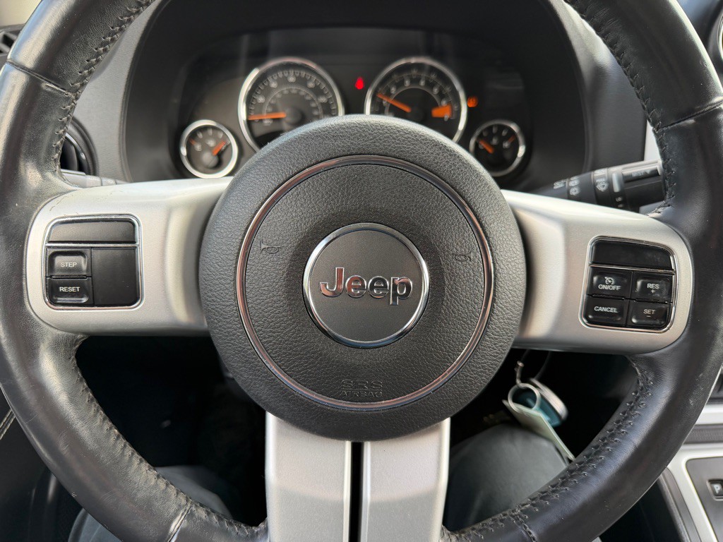 2016 Jeep Compass Image 23