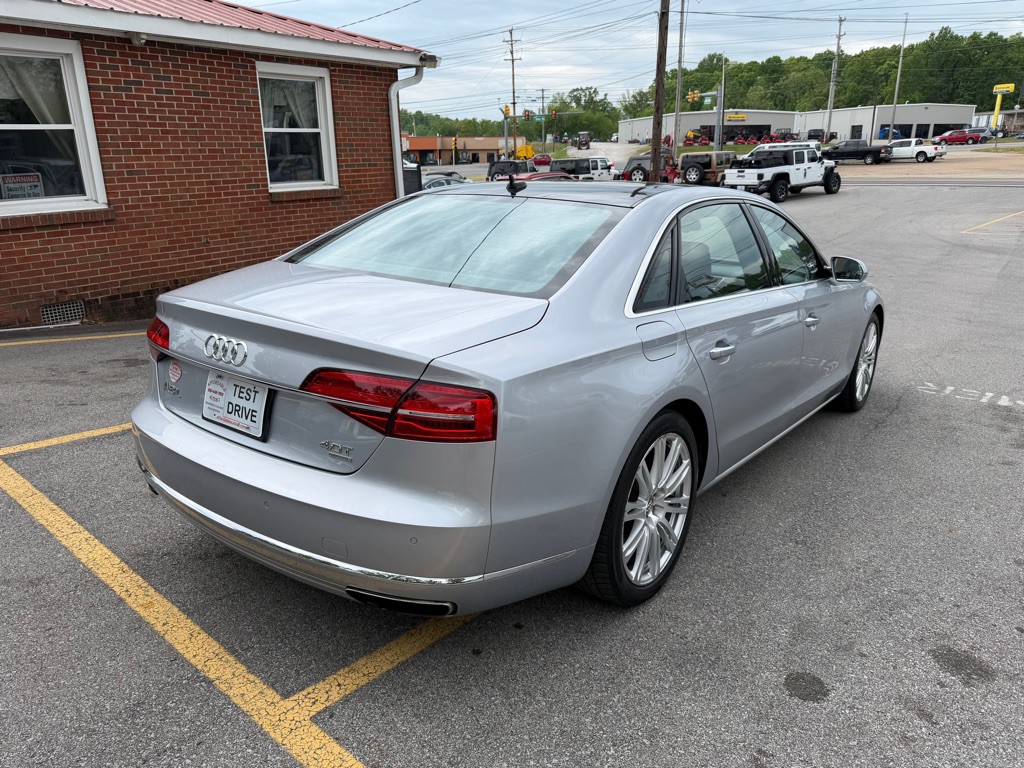 2015 Audi A8 Image 5