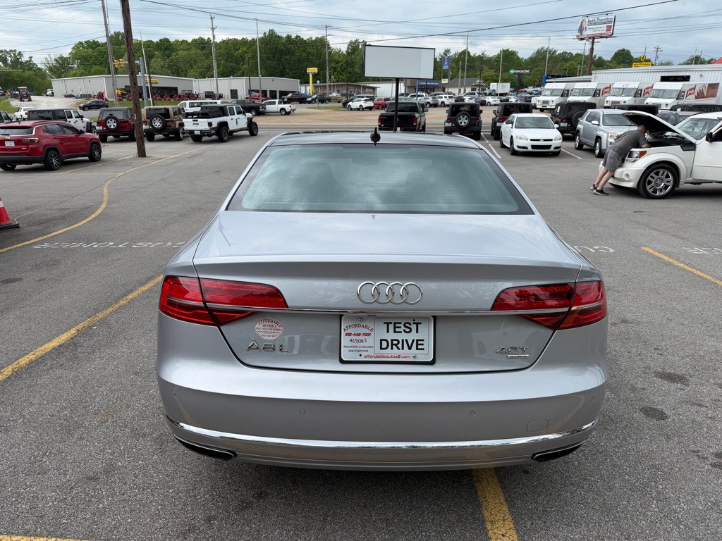 2015 Audi A8 Image 6
