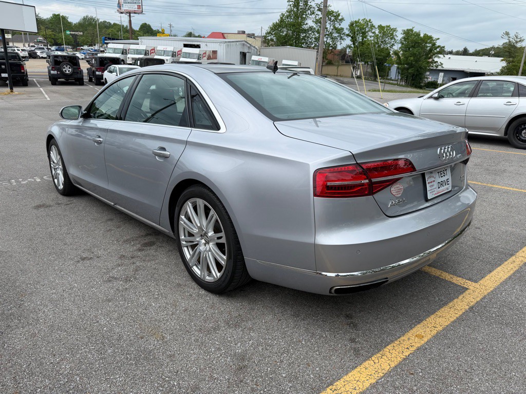2015 Audi A8 Image 7