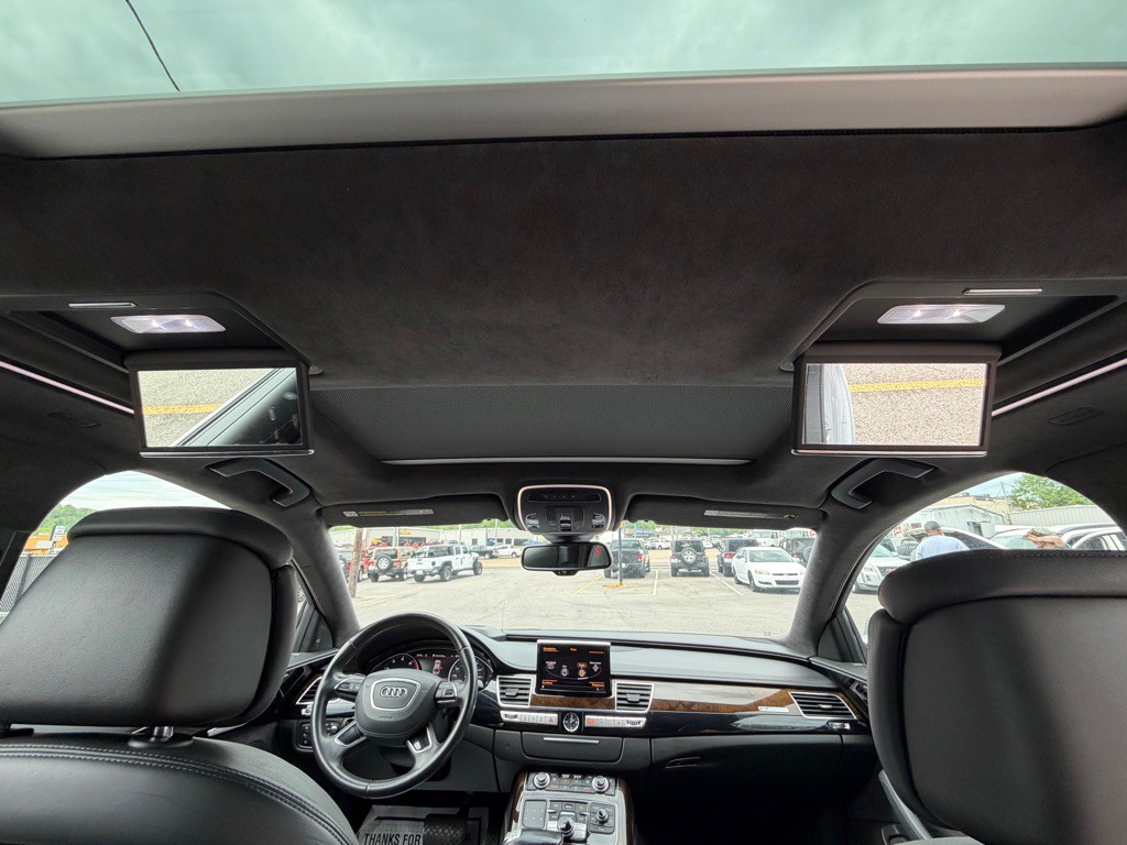 2015 Audi A8 Image 20