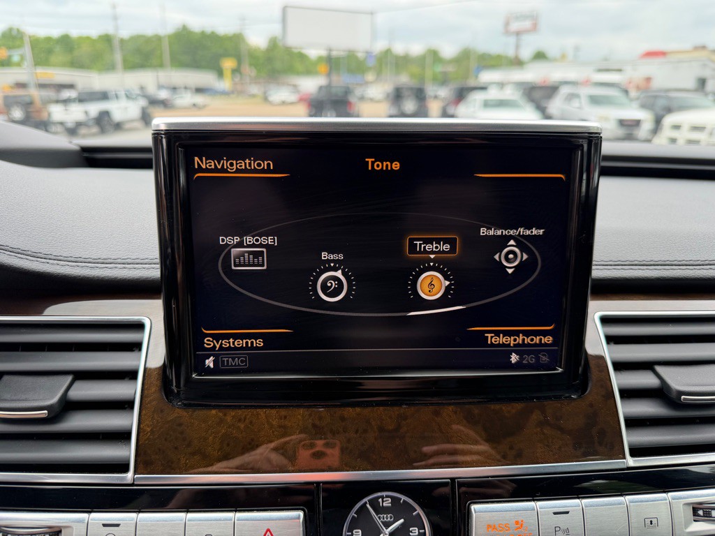 2015 Audi A8 Image 26