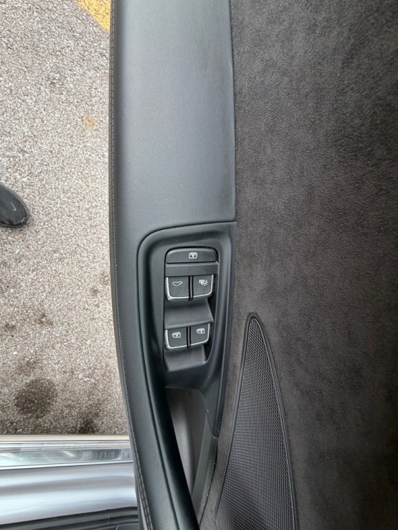 2015 Audi A8 Image 39