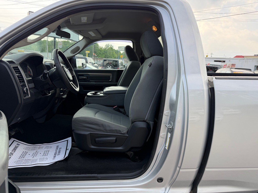 2013 RAM 1500 Image 8