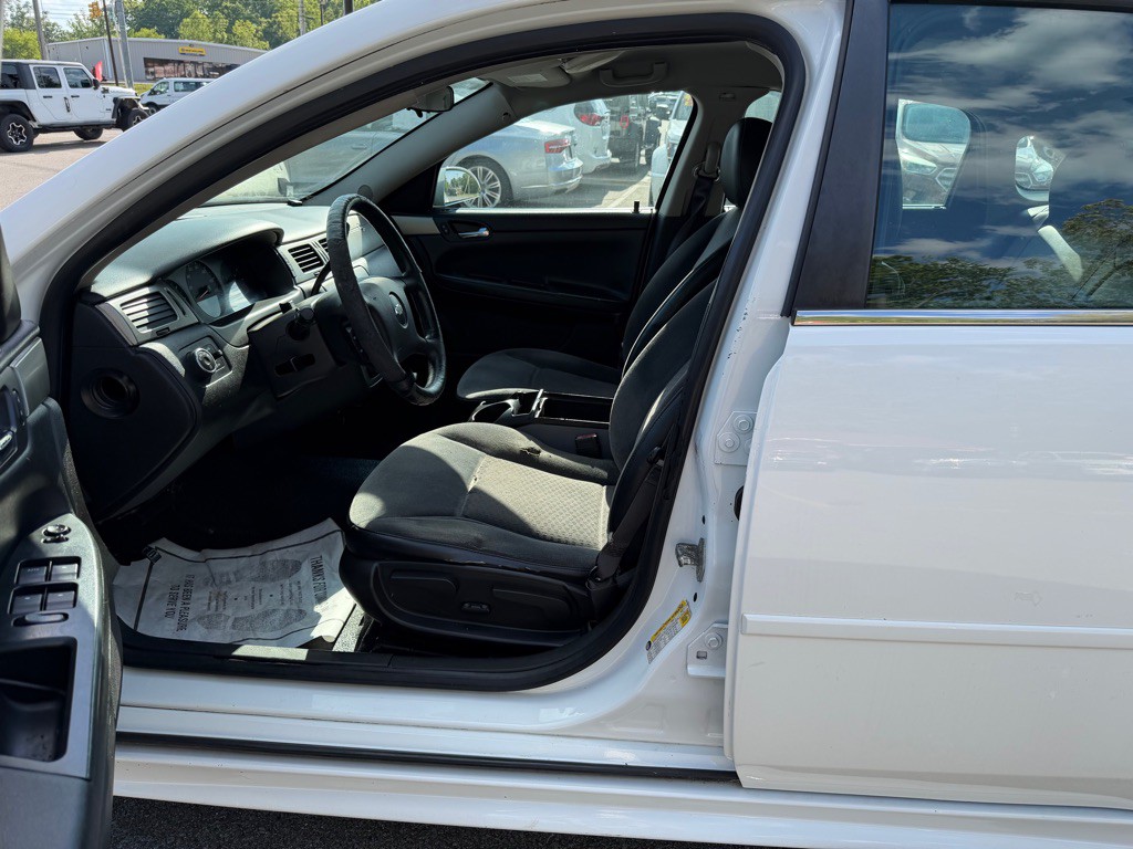 2012 Chevrolet Impala Image 10