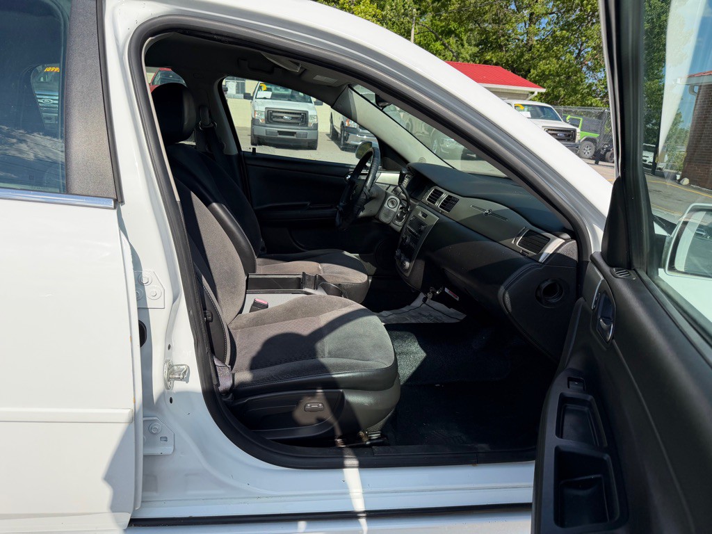 2012 Chevrolet Impala Image 16