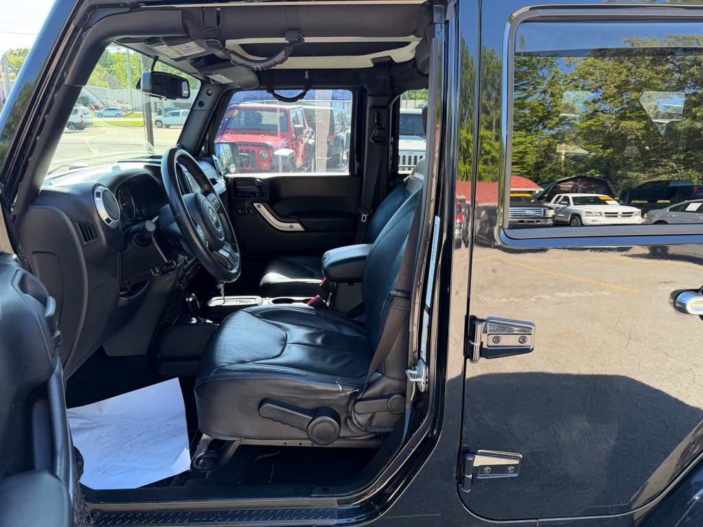 2013 Jeep Wrangler Unlimited Image 10
