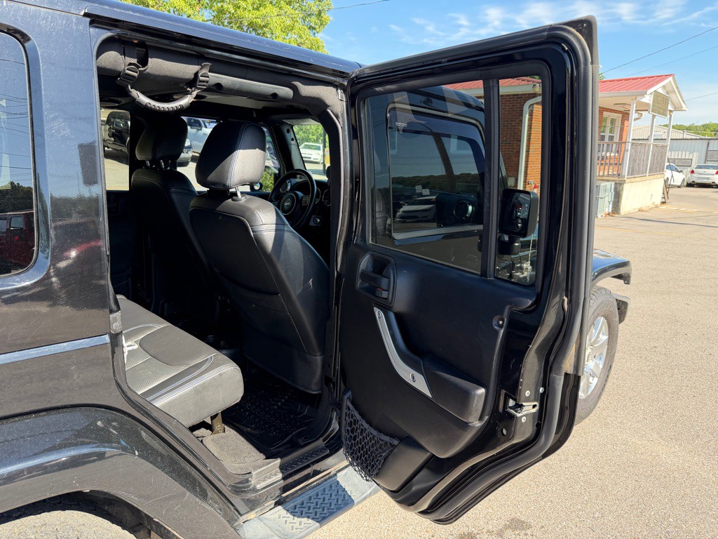 2013 Jeep Wrangler Unlimited Image 13