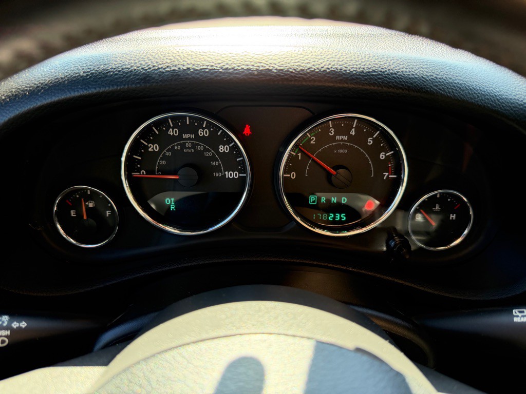 2013 Jeep Wrangler Unlimited Image 22