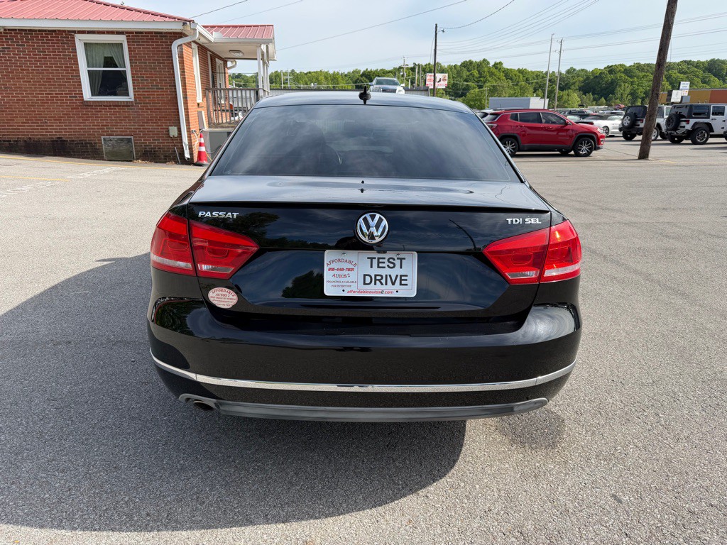 2014 Volkswagen Passat Image 6