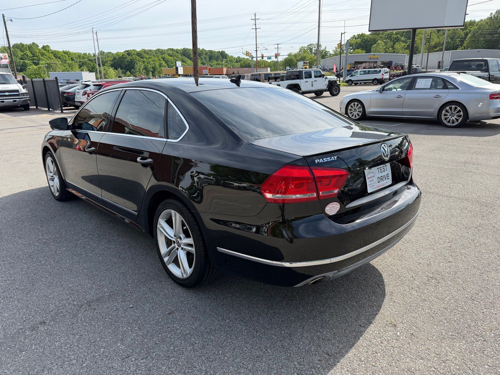 2014 Volkswagen Passat Image 7