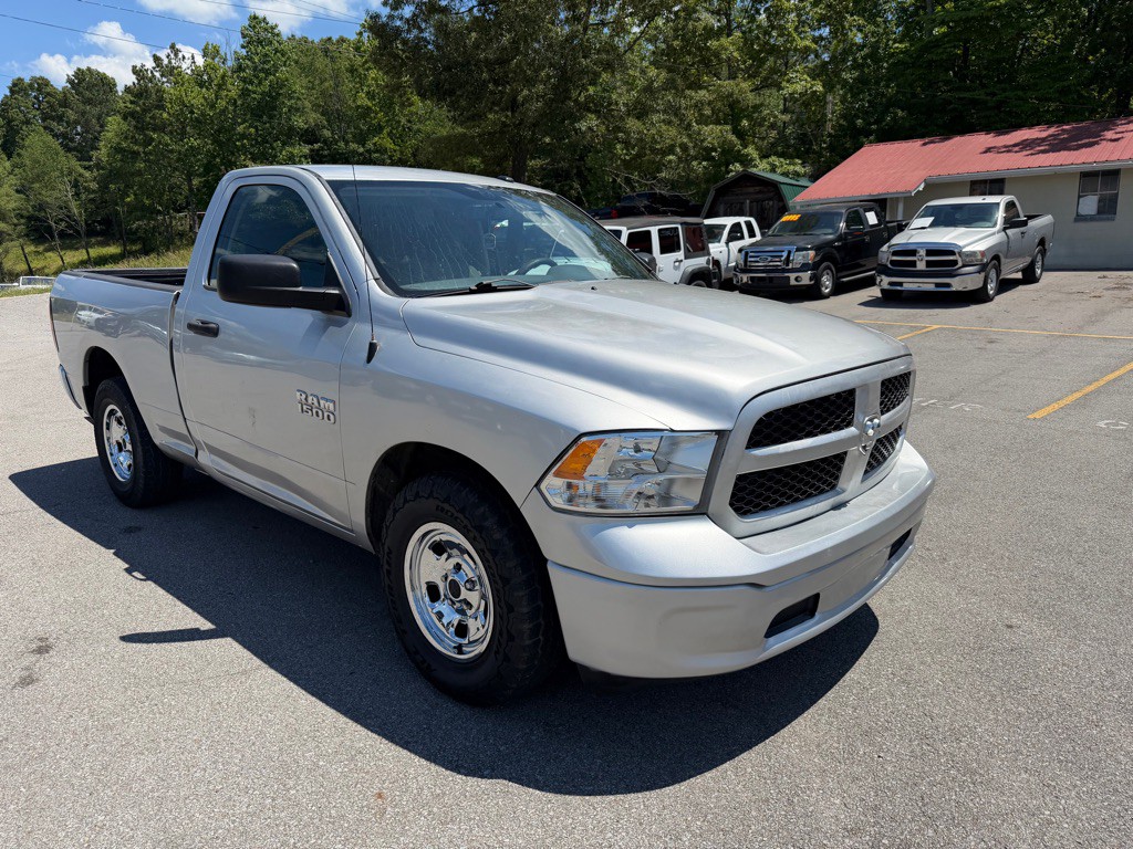 2014 RAM 1500 Image 3