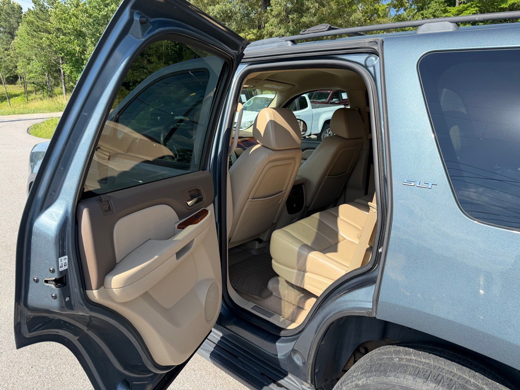 2008 GMC Yukon Image 11