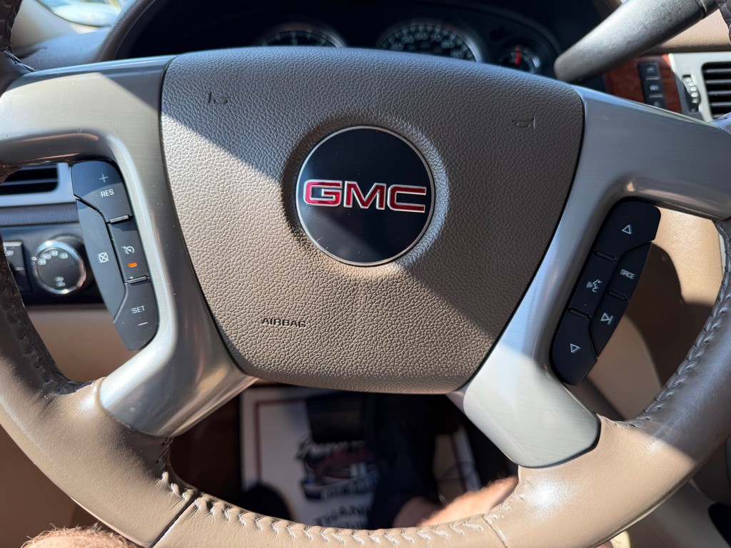 2008 GMC Yukon Image 23