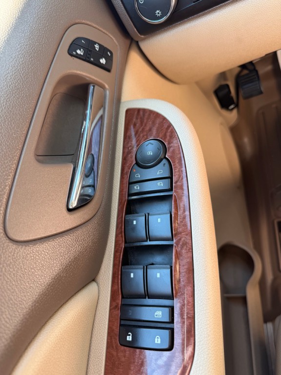 2008 GMC Yukon Image 25