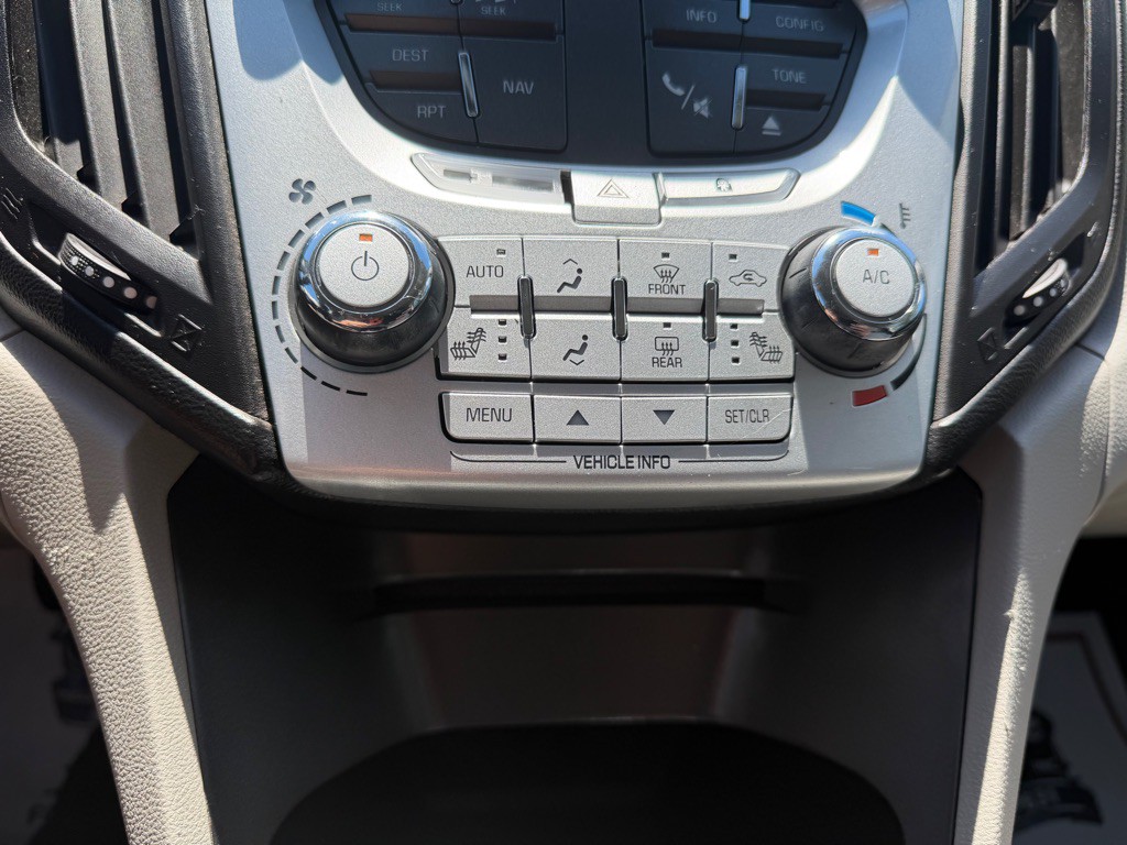 2015 Chevrolet Equinox Image 27