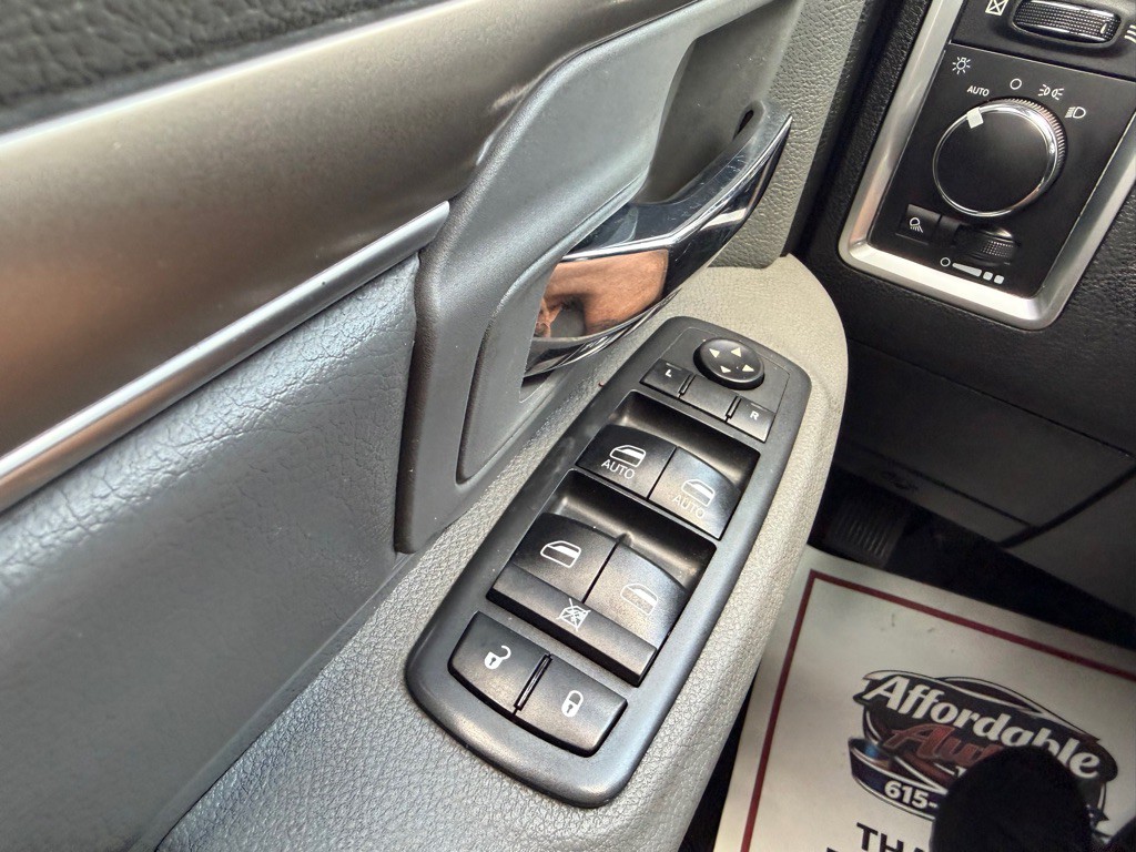 2017 RAM 1500 Image 24