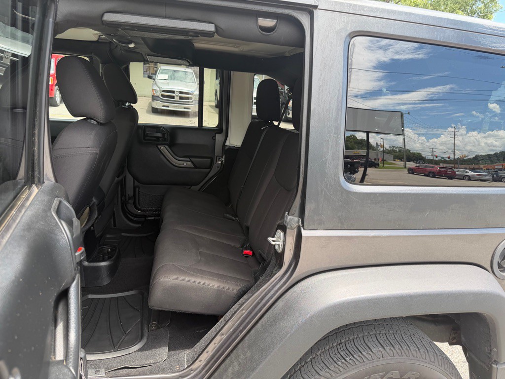 2017 Jeep Wrangler Unlimited Image 12
