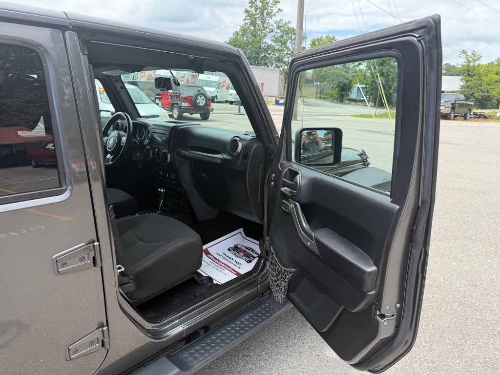 2017 Jeep Wrangler Unlimited Image 15