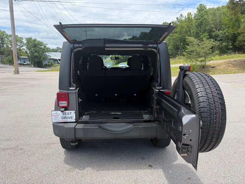 2017 Jeep Wrangler Unlimited Image 17
