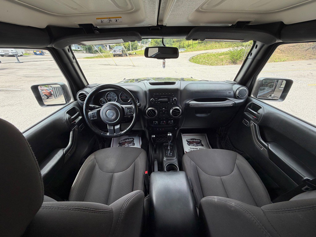 2017 Jeep Wrangler Unlimited Image 19