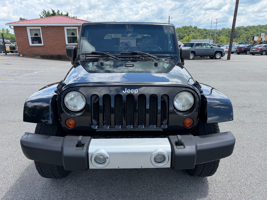 2009 Jeep Wrangler Image 2