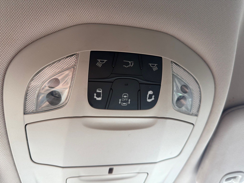 2018 Chrysler Pacifica Image 26