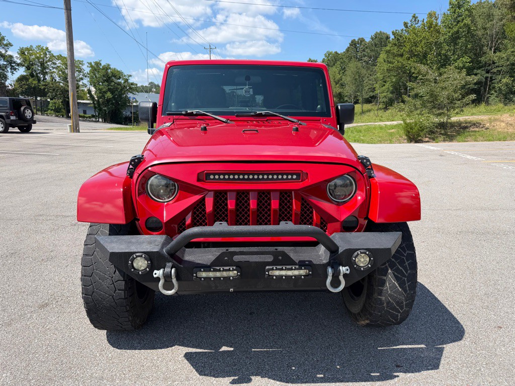 2012 Jeep Wrangler Unlimited Image 2